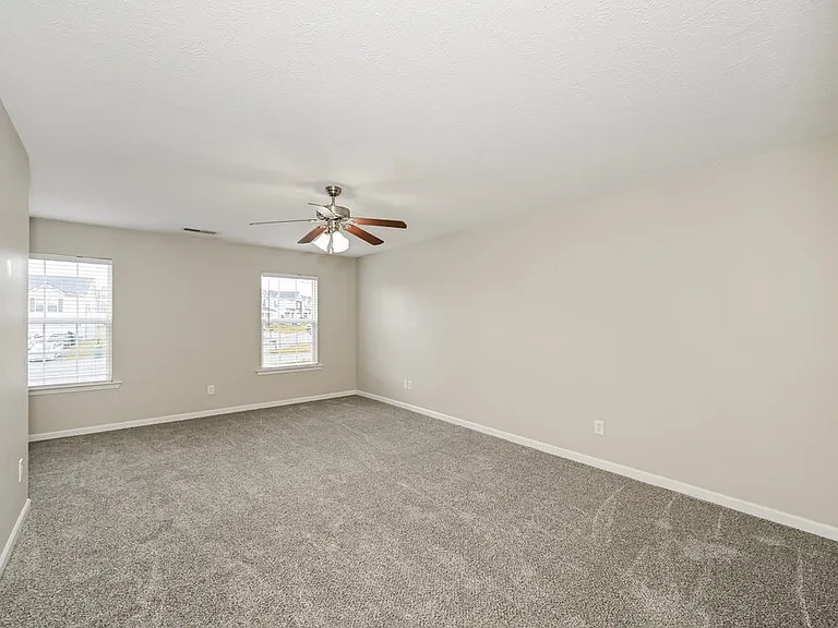 1057 Tammy Sue Ln — Photo 10