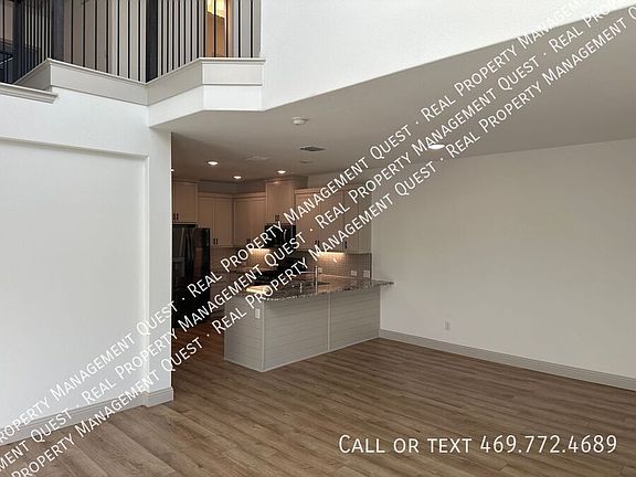 5th image of 4553 Cypress Thorn Dr