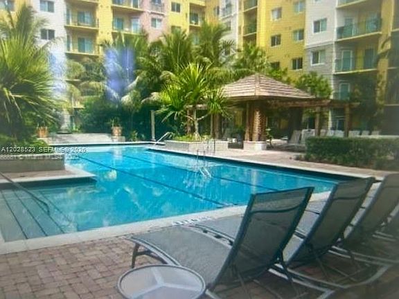 5th image of 6001 SW 70th St APT 114