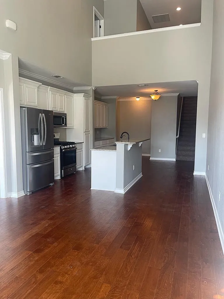 Building Photo - 3001 Pointer Ln #5B