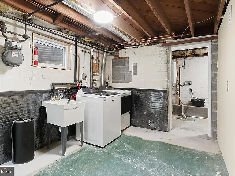 1401 S Greenbrier St #2 — Photo 9