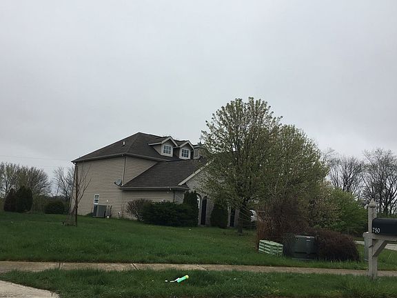 3rd image of 750 Squire Ln