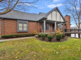 74 Sandhills Ln, Orion, MI