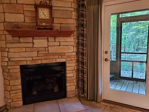 5th image of 816 Trailridge E