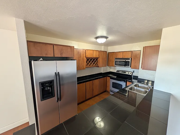 460 S Marion Pkwy #902-C — Photo 8