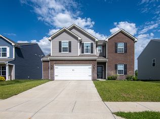 3997 Woodview Dr, Columbus, IN