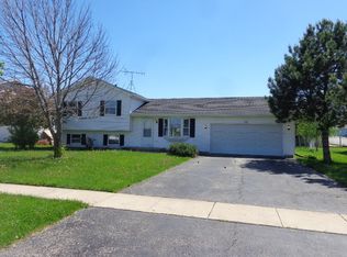 226 W Ellen Ave, Cortland, IL 60112