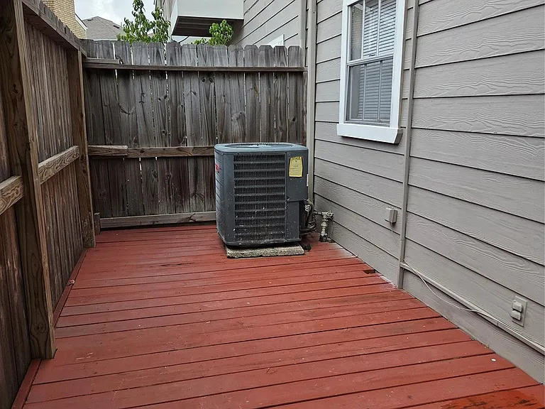 11710 Southlake Dr #29 — Photo 21