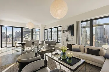 301 East 50th Street in Turtle Bay