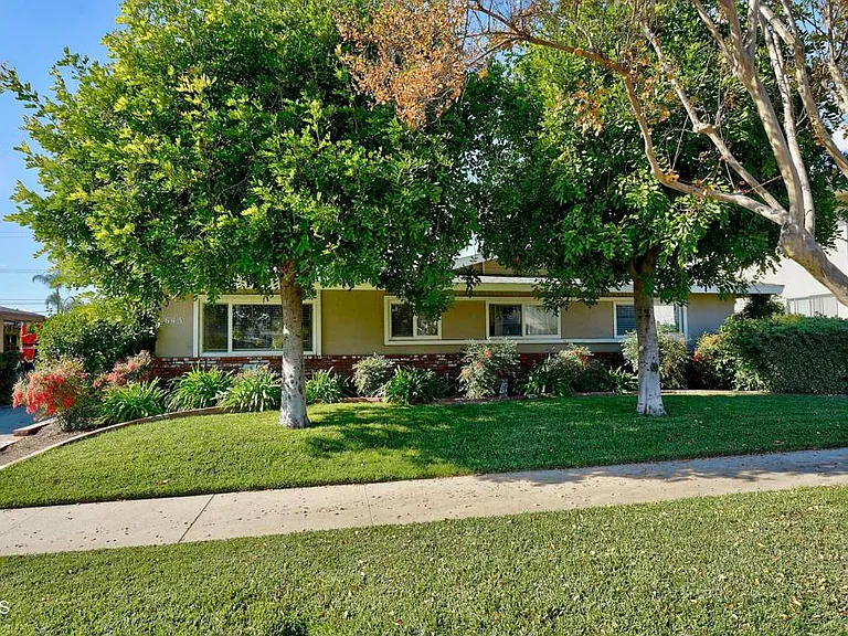 645 Marion Pl #C — Photo 3