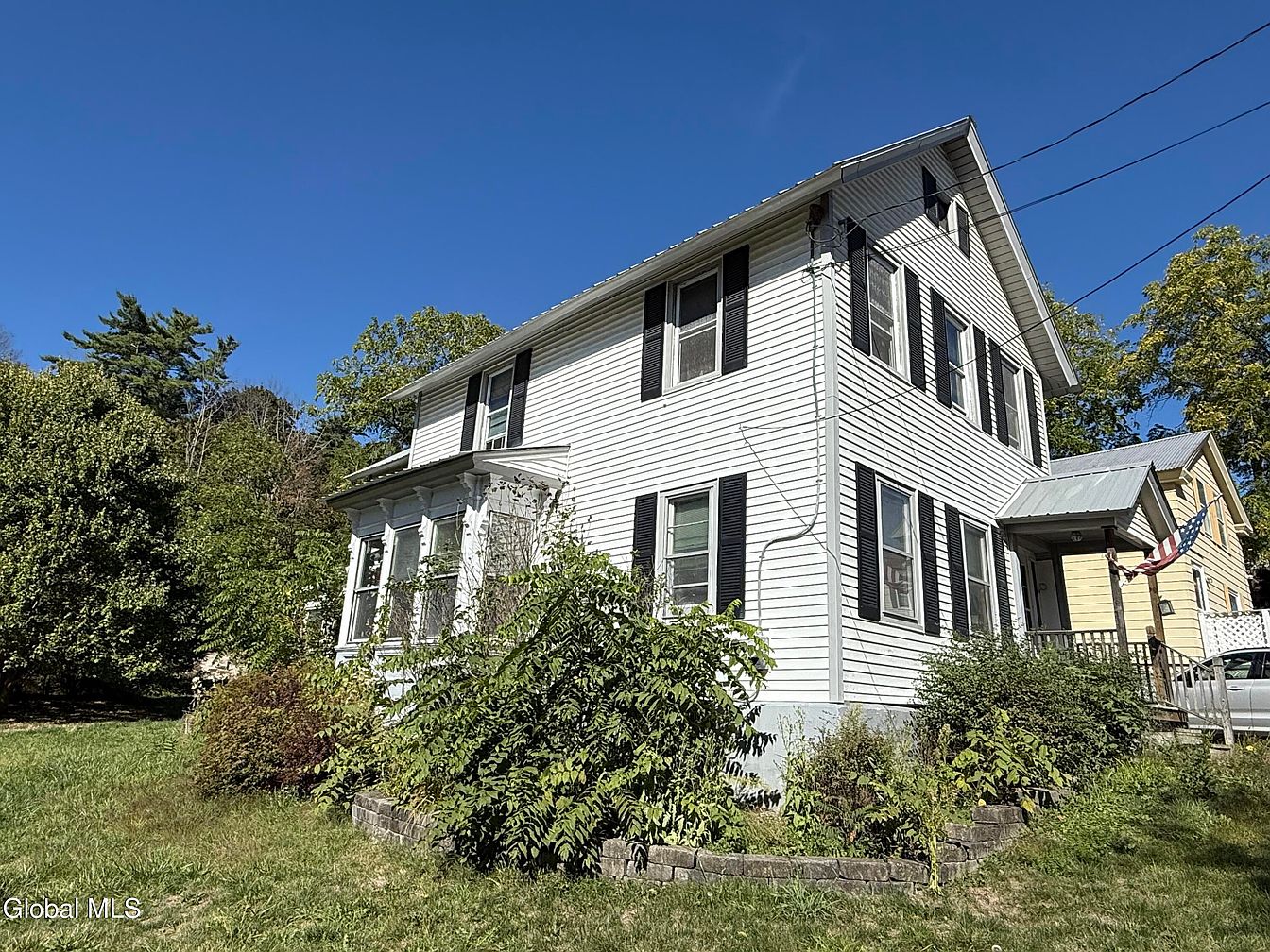 1st image of 64 Saunders Street
