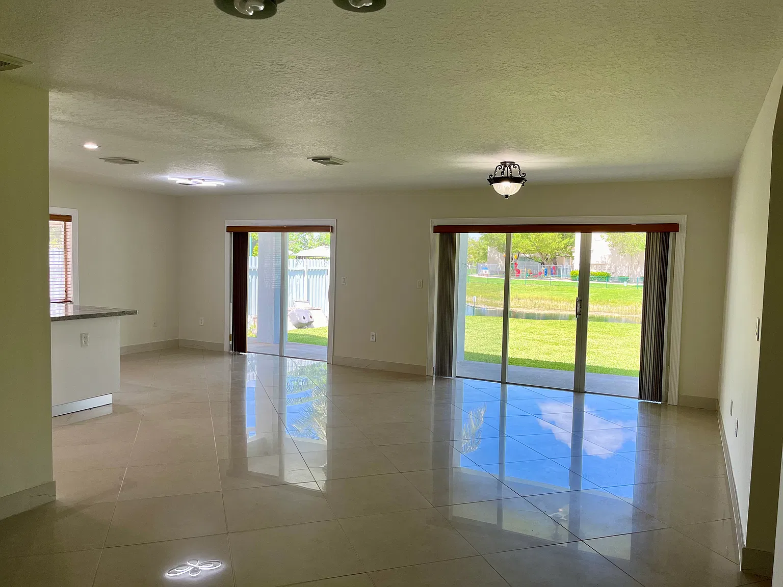 4 bed, 1483 sqft, $3,700 — Photo 2