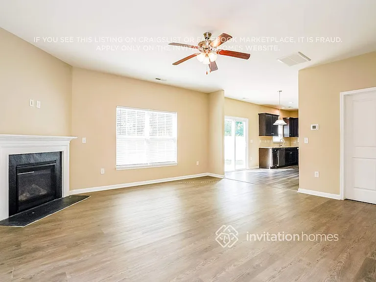 6105 Watsonia Dr — Photo 4
