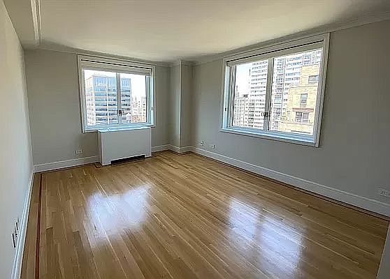 5th image of 165 E 65th St #18B