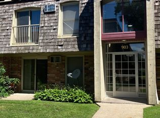 903 11th Ave S APT 4-1, Hopkins, MN 55343