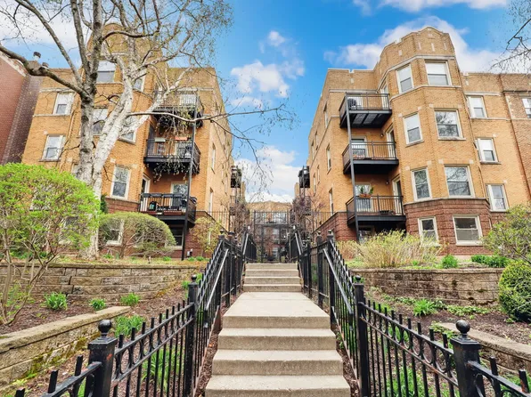 4718 N Beacon St APT 3W, Chicago, IL 60640