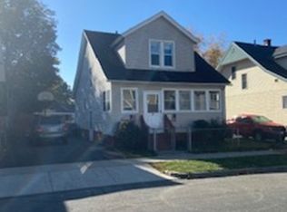 91 Clayton St, Springfield, MA 01107