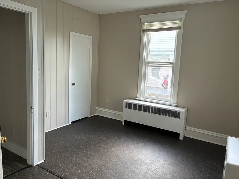 35 W Donegal St #2 — Photo 13