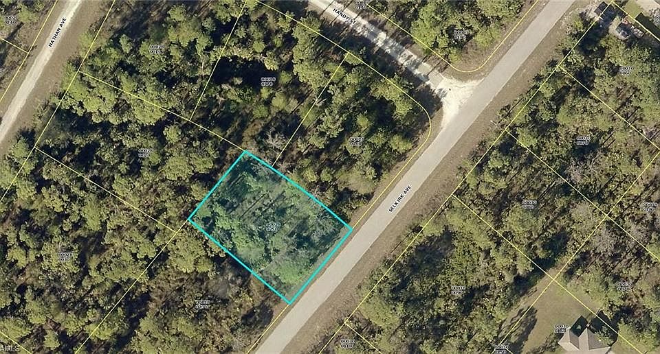 1st image of 350 Selkirk Ave Lot 25