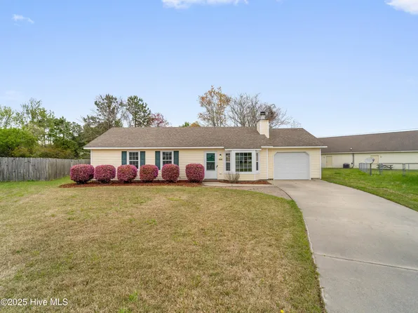 406 Bobcat Circle, Havelock, NC 28532