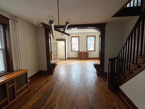 3rd image of 2715 E Lehigh Ave