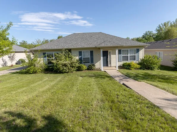 1900 Field St, Columbia, MO 65203