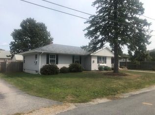 20 Crestview Ave, Somerset, MA 02725