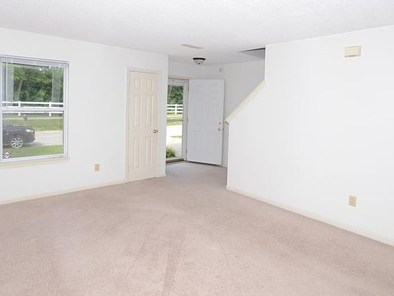 5th image of 5558 Garamy Dr