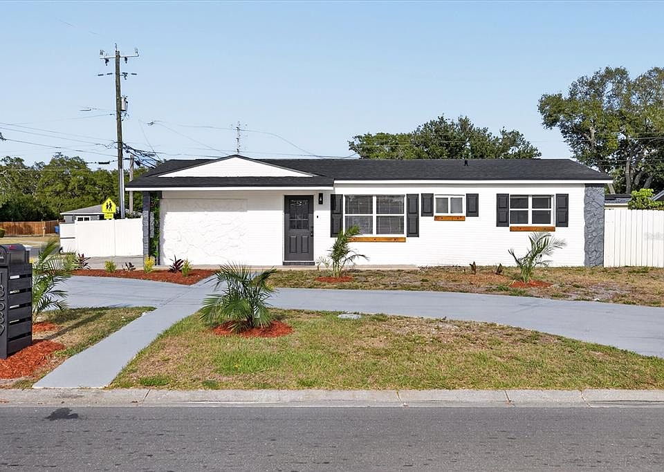1st image of 13589 120th St