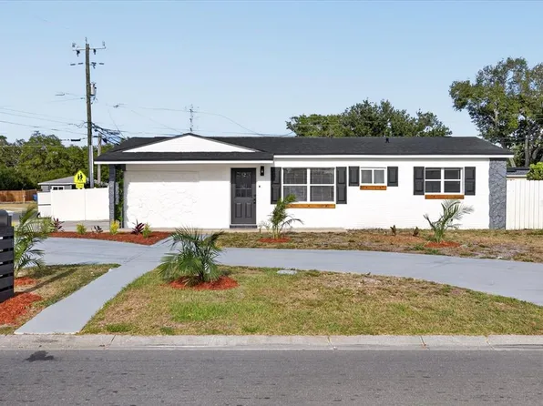 13589 120th St, Seminole, FL 33778