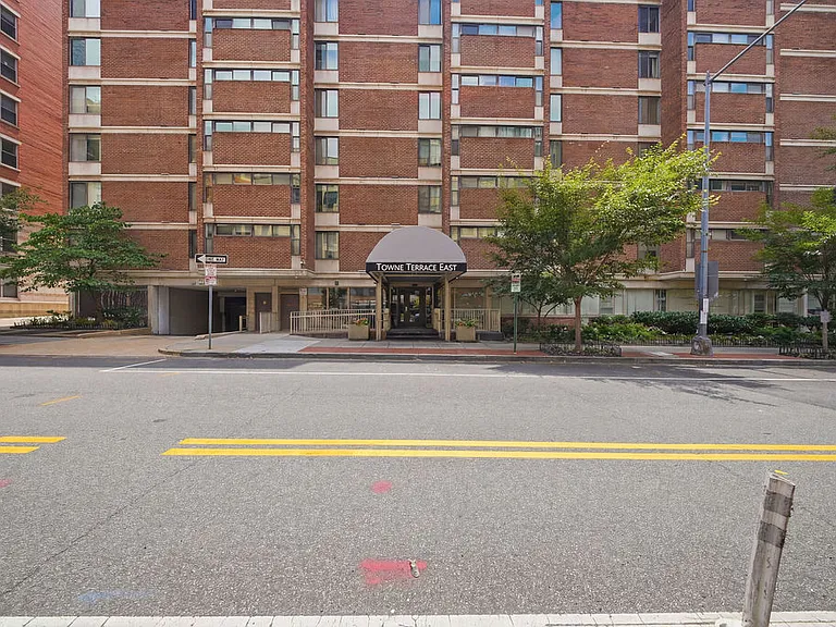 1420 N St NW #1005 — Photo 15