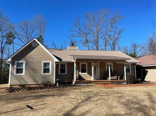 625 Christopher Ln, Seneca, SC 29678