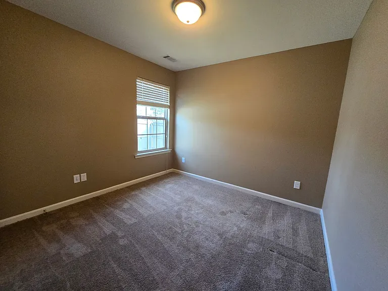 3537 Terrace Hill Ct — Photo 11
