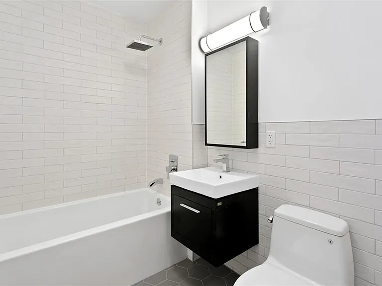 83 Bushwick Pl — Photo 3