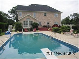 3rd image of 236 Rivercrest Dr