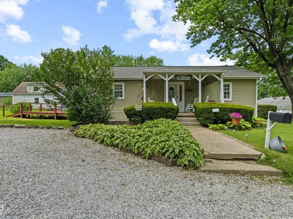 136 Scearce Ave, Danville, IN 46122