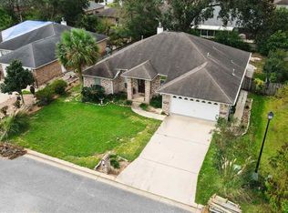 6769 Rickwood Dr, Pensacola, FL 32526