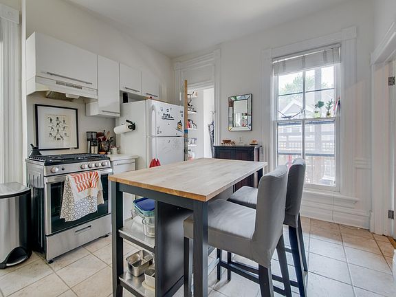 5th image of 2620 N Orchard St APT 2R