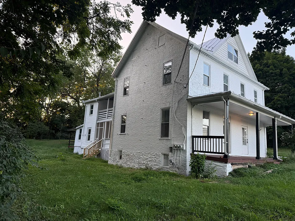 720 Littlestown Pike #B