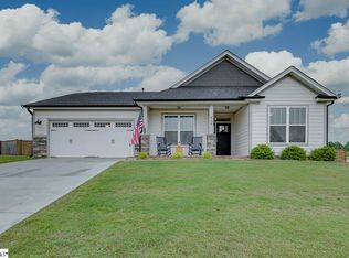 825 Grantwood Cir, Greer, SC 29651