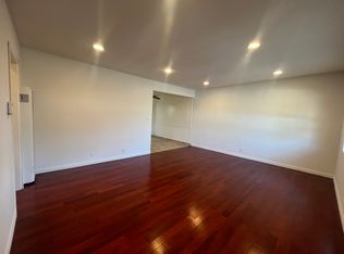 11901 W Washington Blvd APT E, Los Angeles, CA 90066