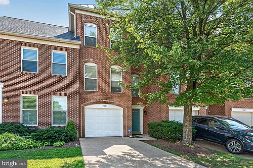 12054 Edgemere Cir Photo 1