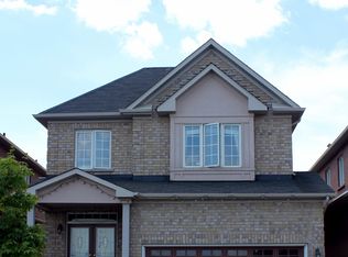 26 New Hampshire Ct, Brampton, ON L6S 0B9