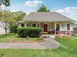 104 Oak Ridge Dr, Cleveland, OK 74020