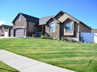 8962 S Duck Ridge Way, West Jordan, UT 84081