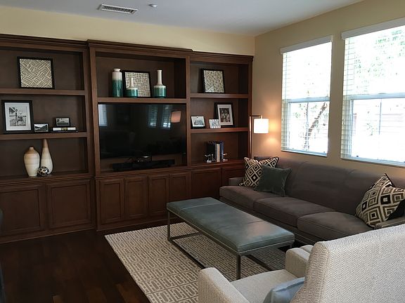 3rd image of 21 Playa Cir