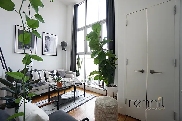 Rented by Rennit Inc. | media 16