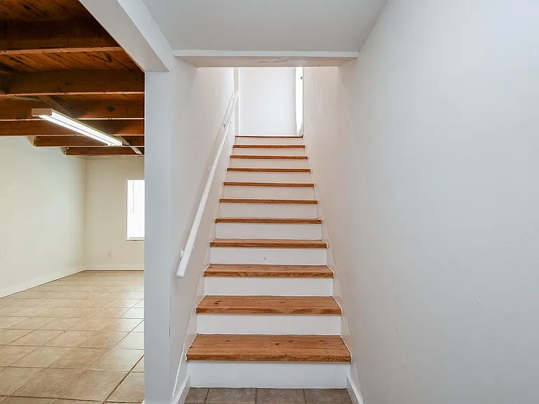 1525 Studewood St — Photo 15