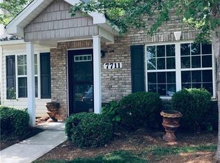 7711 Oliver Park Dr, Whitsett, NC 27377
