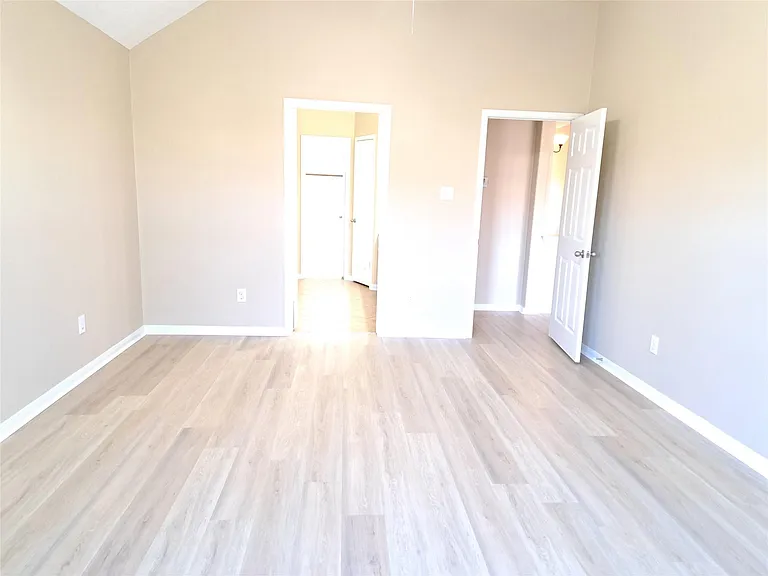 21910 Cascade Hollow Ln — Photo 21